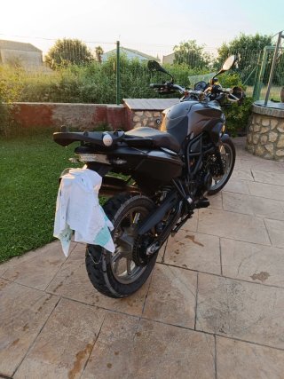 BMW 700GS Aventura