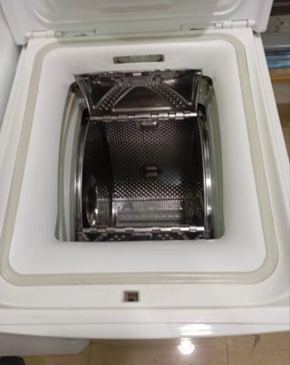 Lavadora Carga Superior AEG 6kg