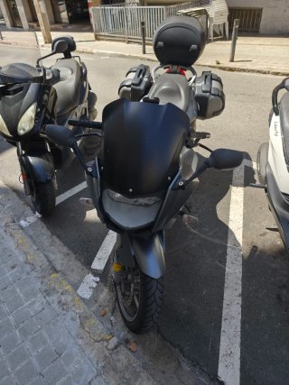 BMW Touring Gris