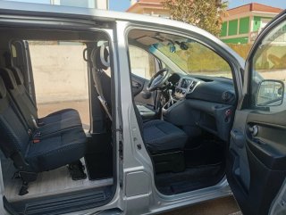 Nissan NV200 2012