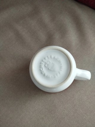 Juego de café con tazas y platos