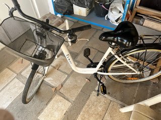 Bicicleta de paseo BH BOLERO