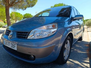 Renault Grand Scenic 2005