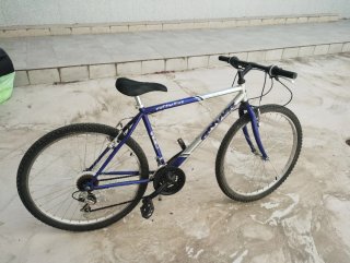 Bicicleta Anver Azul y Plata
