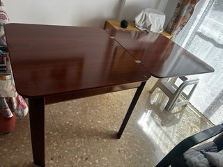 Mesa de comedor de madera maciza Mas 4 sillas