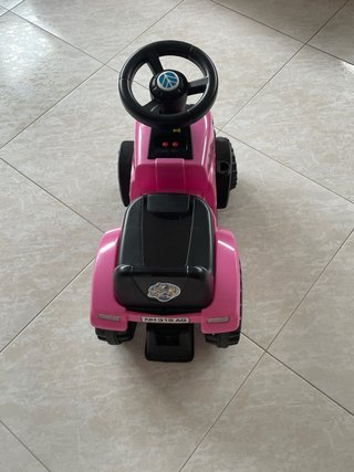 Trattore per bambini senza pedali rosa