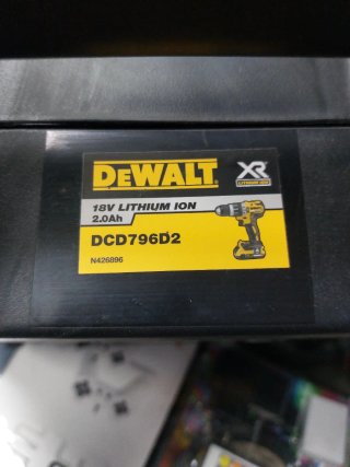 Taladro Dewalt DCD769