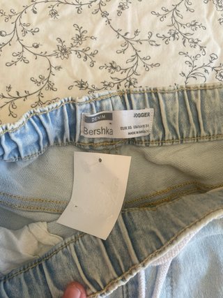 Pantalón vaquero Bershka