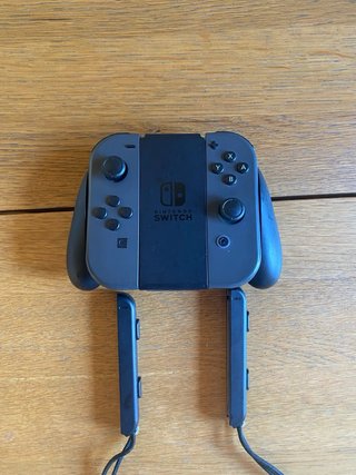 Nintendo Switch V2 + Accessori