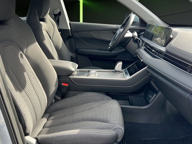 EBRO S400 1.5 DHE HEV Premium CVT 155 kW (211 CV)