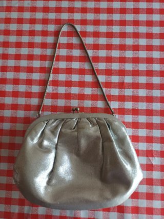 Pochette vintage raso argentata