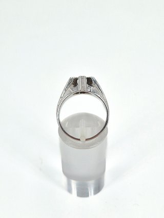 048-01-00213 Anillo Oro Blanco 18K con Diamante