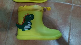Botas de agua amarillas dinosaurio Talla 29-30