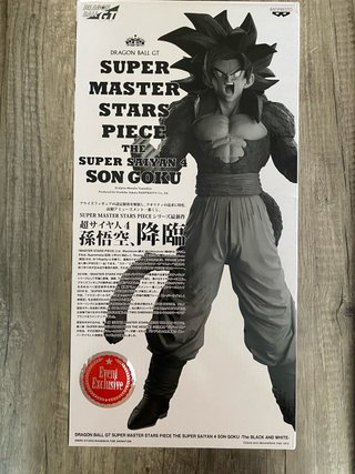 Figura Goku SSJ4 Blanco y Negro Banpresto