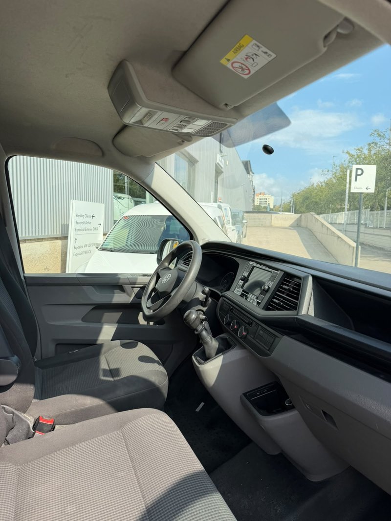 Volkswagen Transporter 2023, foto 11