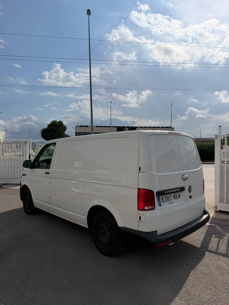 Volkswagen Transporter 2023, foto 2