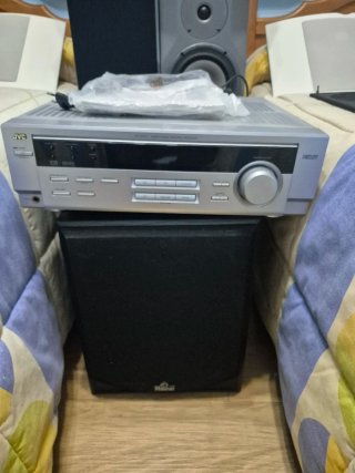 Amplificador JVC RX-E + Altavoces Magnat