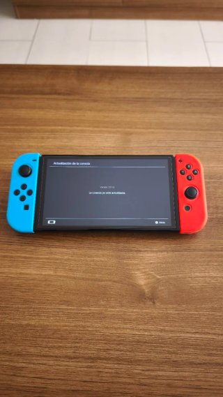 Nintendo Switch OLED + Accessori + Regalo
