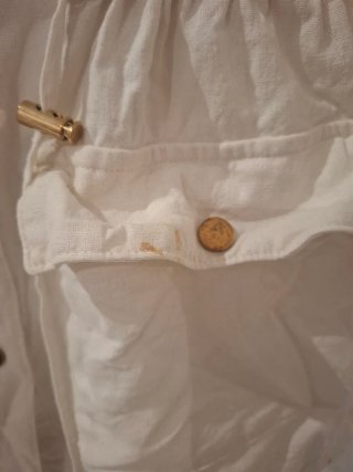 Chaqueta blanca con cordón