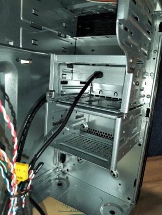 Caja PC Micro ATX Phoenix PHCAJAMICROATXB Negra