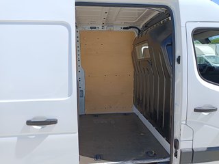 Renault Master 2.3 DCI FURGON L1H2 135CV