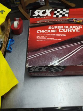 Scalextric SCX Curva Chicane Super Sliding