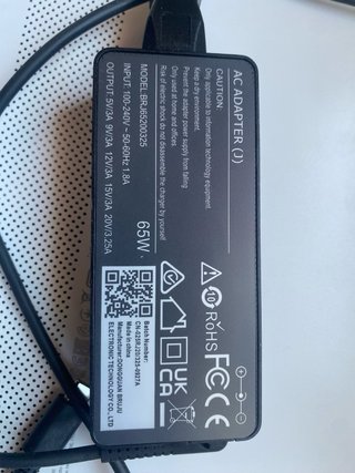 Portátil HP 15s-fqxxx blanco con cargador original