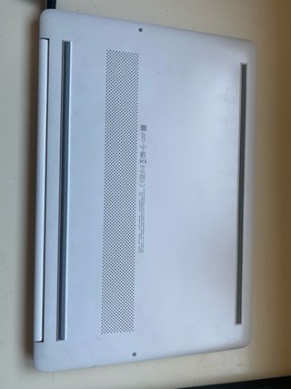 Portátil HP 15s-fqxxx blanco con cargador original