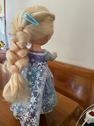 Bambola Elsa Frozen Parlante