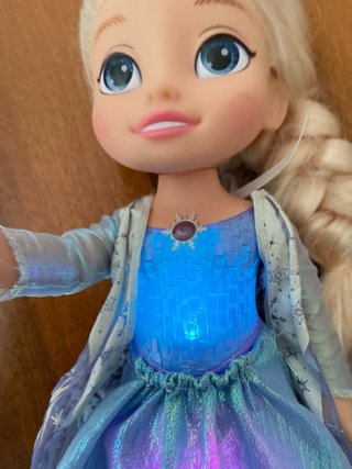 Bambola Elsa Frozen Parlante