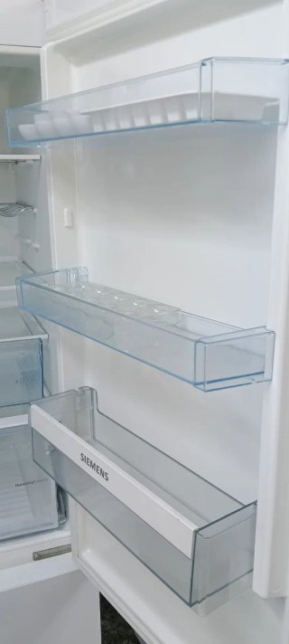 NEVERA COMBI BOSCH NO FROST ENERGÍA A+
