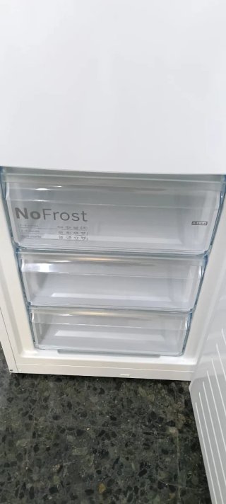 NEVERA COMBI BOSCH NO FROST ENERGÍA A+