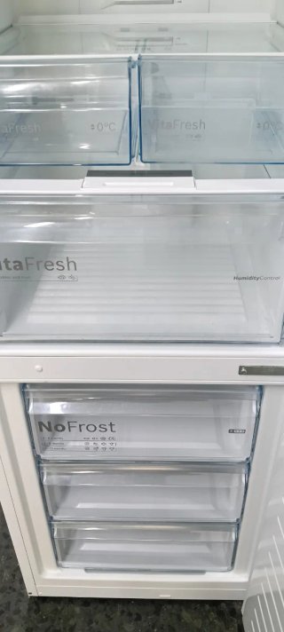 NEVERA COMBI BOSCH NO FROST ENERGÍA A+