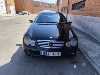 Mercedes-Benz Clase C 2003