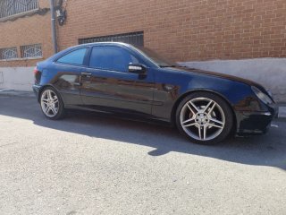 Mercedes-Benz Clase C 2003
