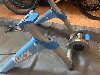 Rodillo Tacx Satori + Alfombra