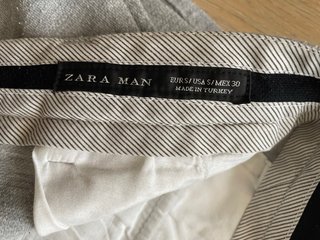 Pantalón corto Zara gris