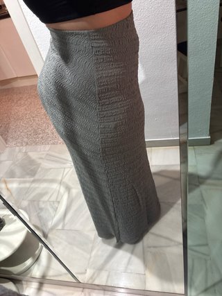 Falda Zara Larga Gris Tiro Alto