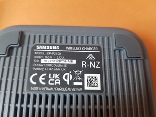 Samsung EP-P2400T Cargador Inalambrico 15W