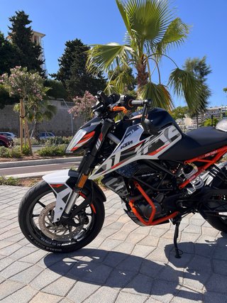KTM Duke 125cc 2017 Naranja/Blanco