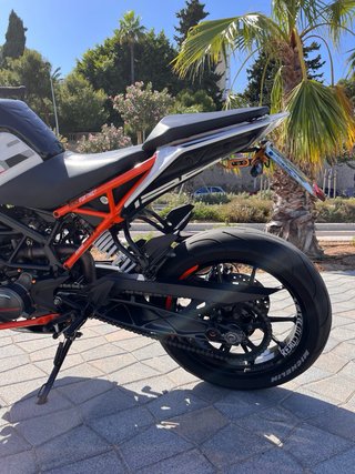KTM Duke 125cc 2017 Naranja/Blanco
