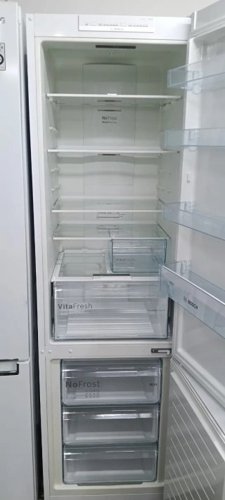 NEVERA COMBI BOSCH NO FROST ENERGÍA A+