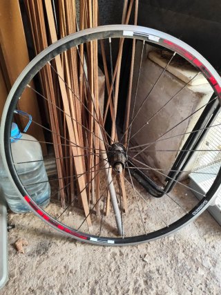 Llanta trasera de carretera 700c Shimano