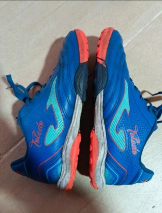 Scarpe calcetto Joma blu e rosa