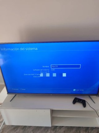 Consola PS4 Slim Negra + Mando