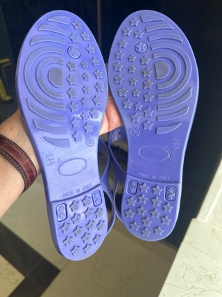 Sandalias Versace Mujer Morado Dorado