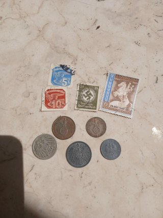 Lotto francobolli e monete Terzo Reich