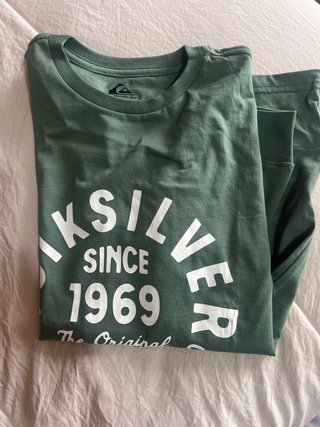 Camiseta Quiksilver Talla 12 Verde