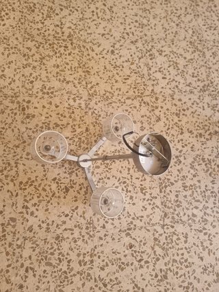 3 Lámparas de techo plateada y blanca