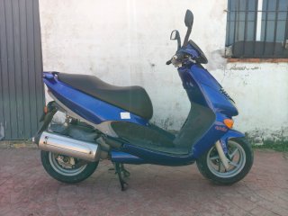 Aprilia Leonardo 125